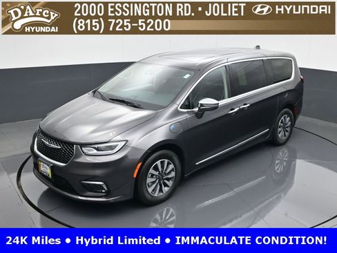 Used 2022 Chrysler Pacifica Limited image 14