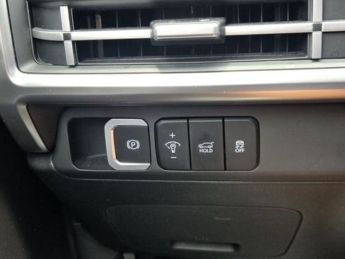 Certified 2025 Hyundai Santa Fe SEL FWD image 28