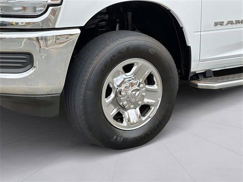 Used 2021 RAM 2500 Big Horn image 7