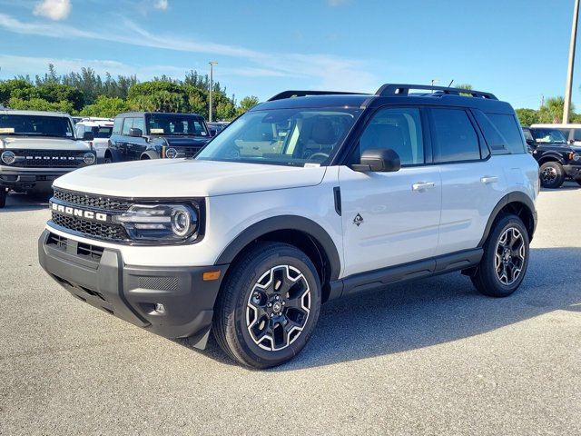 New 2026 Ford Bronco Sport Outer Banks AWD/4WD image 4