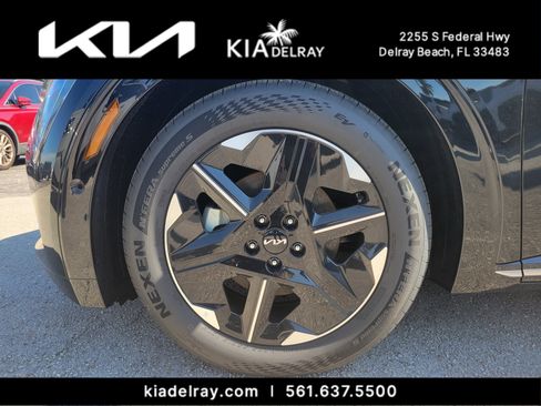 New 2025 Kia EV6 Wind image 30
