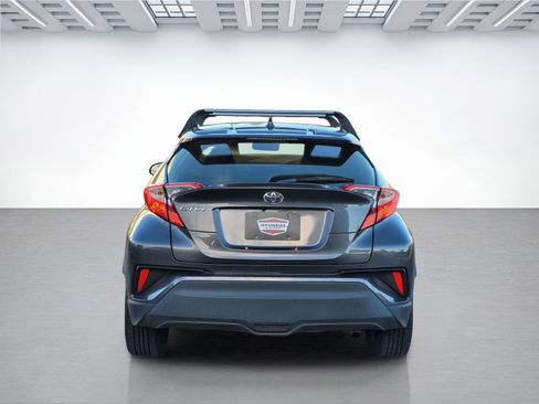 Used 2021 Toyota C-HR LE image 13