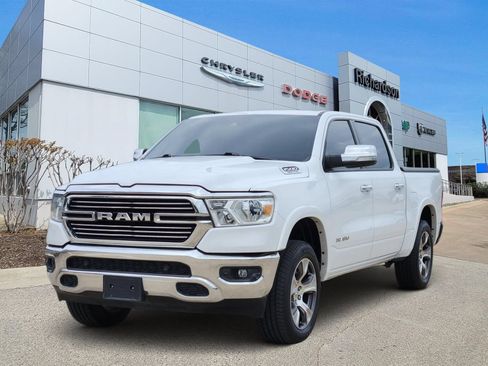 Used 2022 RAM 1500 Laramie AWD/4WD image 2