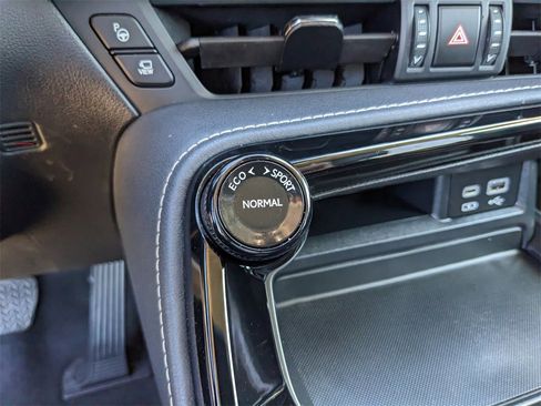 Used 2024 Lexus NX 300h AWD w/ Luxury Package image 28