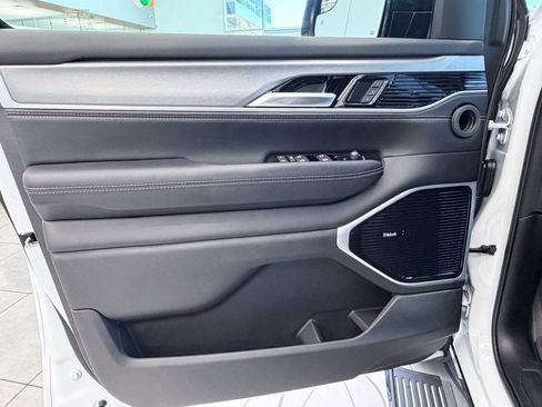 New 2026 Jeep Grand Wagoneer Limited AWD/4WD image 31