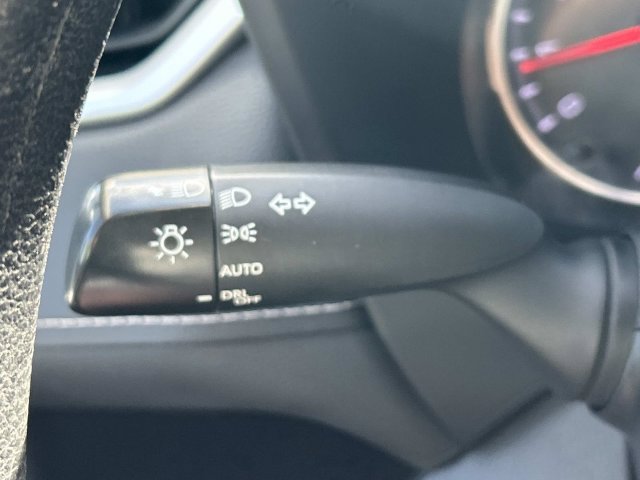 Used 2022 Toyota RAV4 XLE AWD/4WD image 30