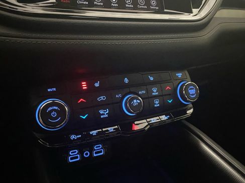 Used 2022 Dodge Durango GT AWD/4WD image 24
