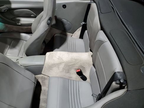 Used 2003 Porsche 911 Carrera image 20