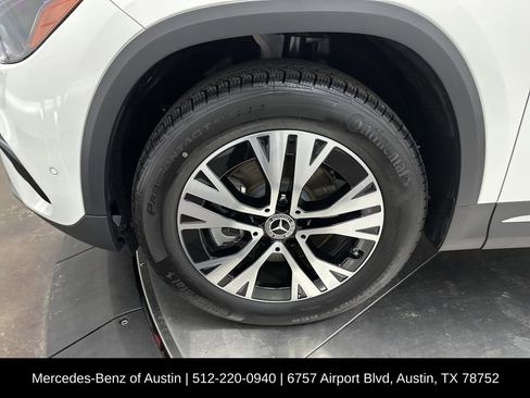 Certified 2025 Mercedes-Benz GLA 250 image 34