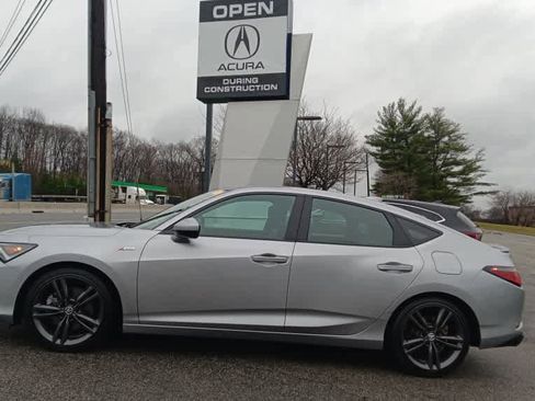 Used 2023 Acura Integra A-Spec image 2