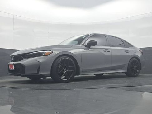 Used 2025 Honda Civic Sport image 29