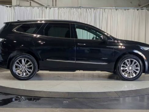 Used 2024 Buick Enclave Avenir w/ Avenir Technology Package AWD/4WD image 11