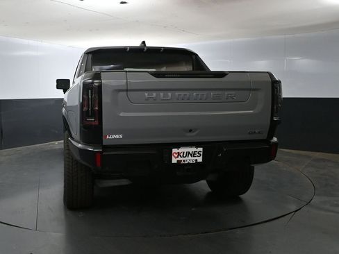 New 2025 GMC Hummer EV 2X image 11