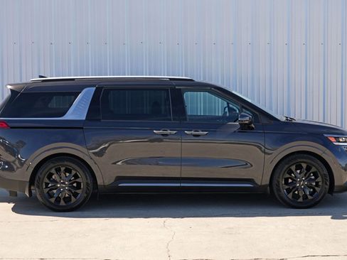 Used 2024 Kia Carnival SX Prestige image 59