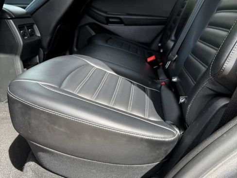 Used 2024 Ford Edge SEL image 25