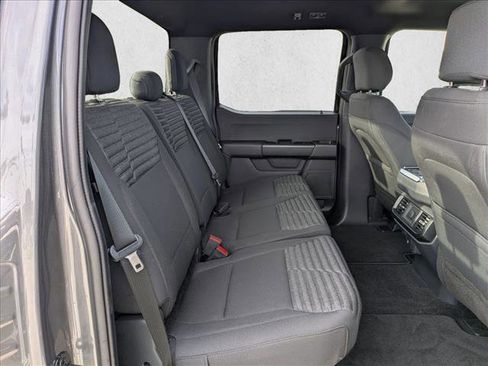 Used 2021 Ford F150 XLT image 19