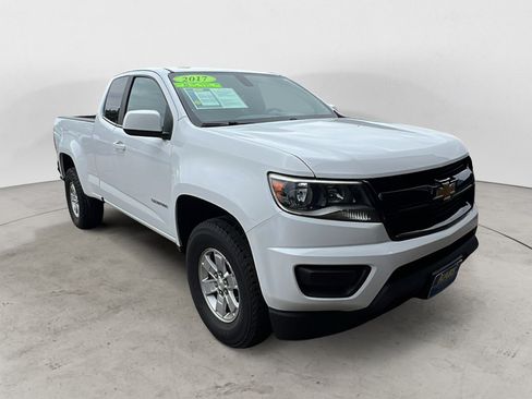 Used 2017 Chevrolet Colorado W/T w/ WT Convenience Package AWD/4WD image 8