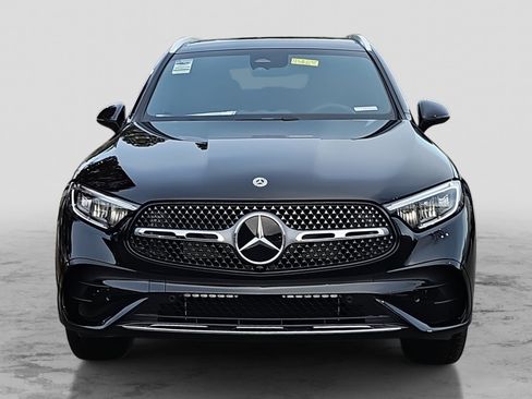 New 2026 Mercedes-Benz GLC 300 GLC 300 image 2