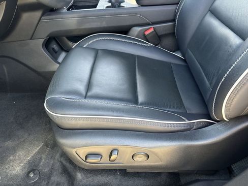 Used 2024 GMC Acadia Denali w/ Super Cruise Package image 19