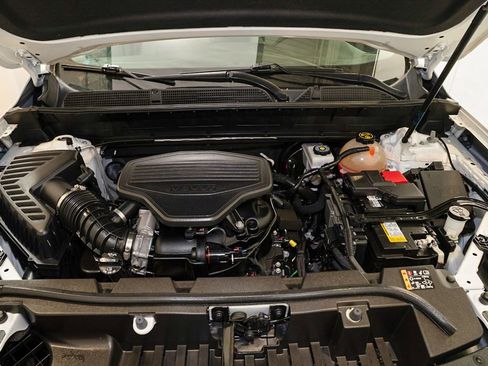 Used 2021 GMC Acadia SLT w/ Preferred Package image 23