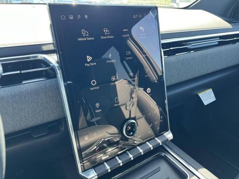 New 2026 GMC Sierra EV Elevation image 14