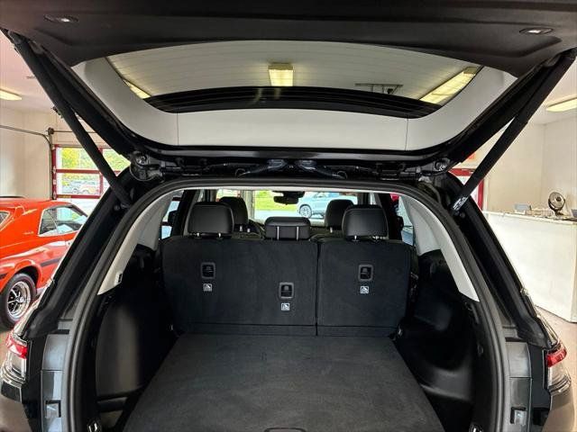 Certified 2024 Jeep Grand Cherokee Limited AWD/4WD image 19