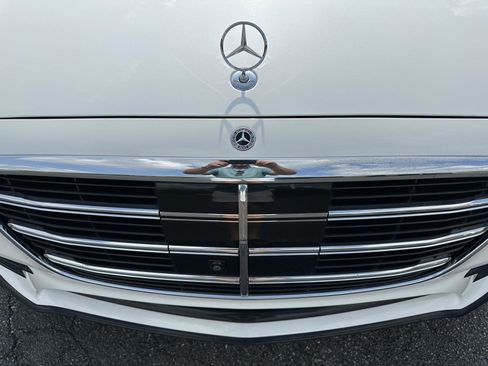 Used 2022 Mercedes-Benz S 580 S 580 4MATIC w/ Red Interior M image 30