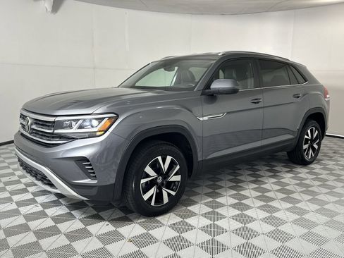 Used 2022 Volkswagen Atlas Cross Sport SE AWD/4WD image 4