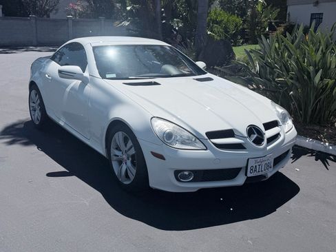 Used 2009 Mercedes-Benz SLK 350 image 8