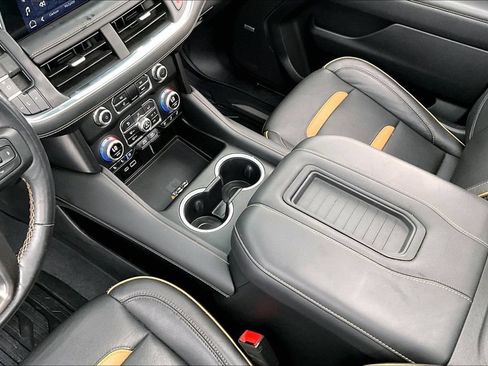 Used 2023 GMC Yukon AT4 AWD/4WD image 17