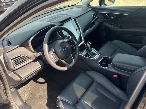 Used 2024 Subaru Outback Touring AWD/4WD image 8