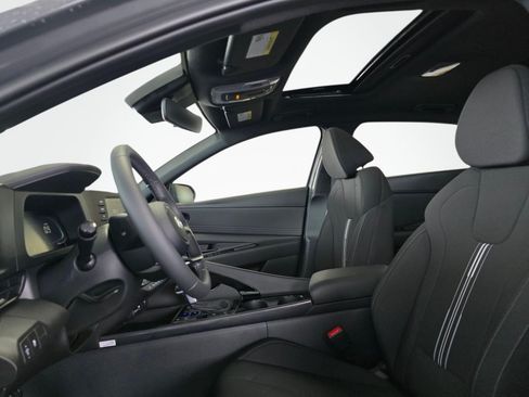 New 2026 Hyundai Elantra SEL Sport Premium FWD image 18