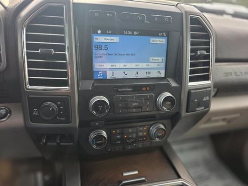 Used 2018 Ford F250 Limited image 18
