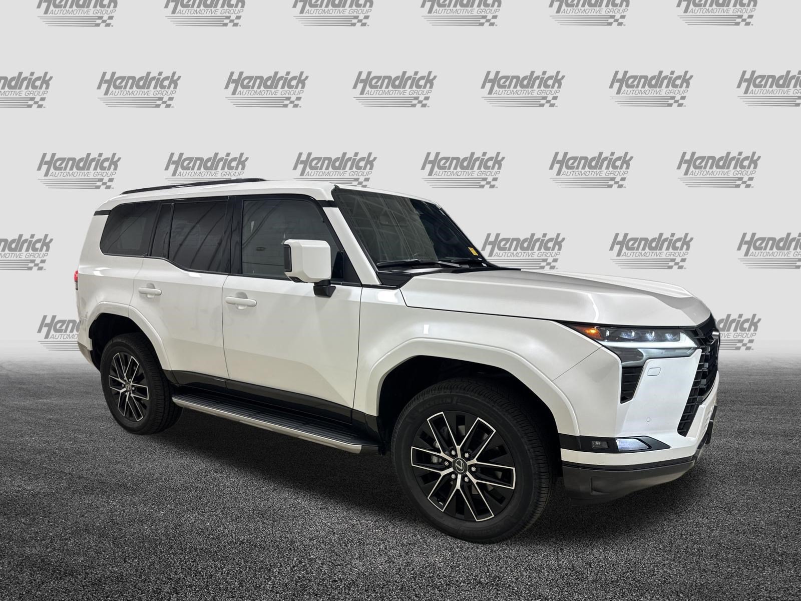 Certified 2024 Lexus GX 550 w/ Accessory Package (Z1) AWD/4WD image 2
