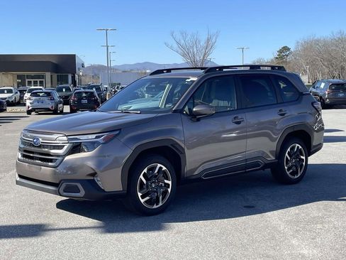 Used 2025 Subaru Forester Limited w/ Popular Package #1 image 23