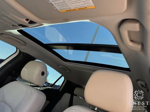 Used 2019 INFINITI QX30 w/ Cargo Package image 20