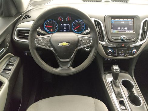 Used 2019 Chevrolet Equinox LS w/ LS Convenience Package FWD image 22