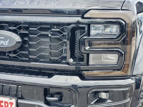 New 2026 Ford F450 Platinum w/ FX4 Off-Road Package AWD/4WD image 8