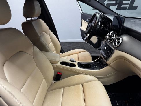 Used 2019 Mercedes-Benz GLA 250 image 52