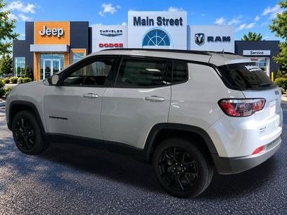 New 2026 Jeep Compass Latitude