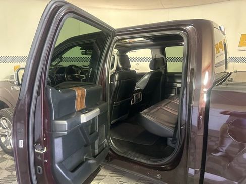 Used 2018 Ford F150 Lariat w/ Equipment Group 502A Luxury AWD/4WD image 36