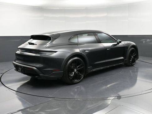 Certified 2023 Porsche Taycan 4 Cross Turismo image 8