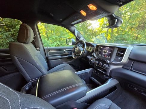 Used 2019 RAM 1500 Big Horn RWD image 30