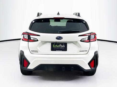 Used 2024 Subaru Crosstrek 2.0i Premium image 7