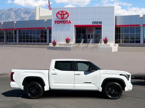 New 2026 Toyota Tundra Limited AWD/4WD image 3
