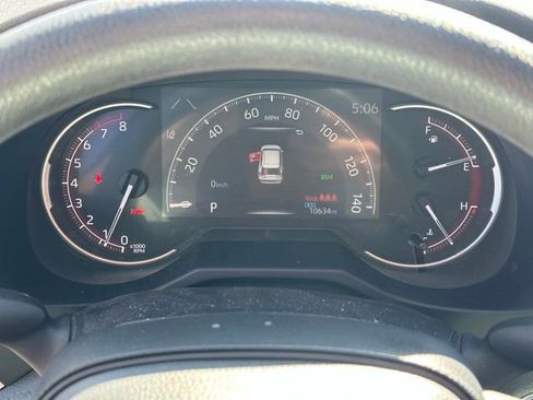 Used 2025 Toyota RAV4 XLE AWD/4WD image 26