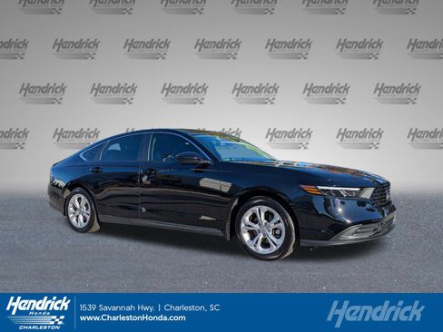 Certified 2025 Honda Accord LX image 1