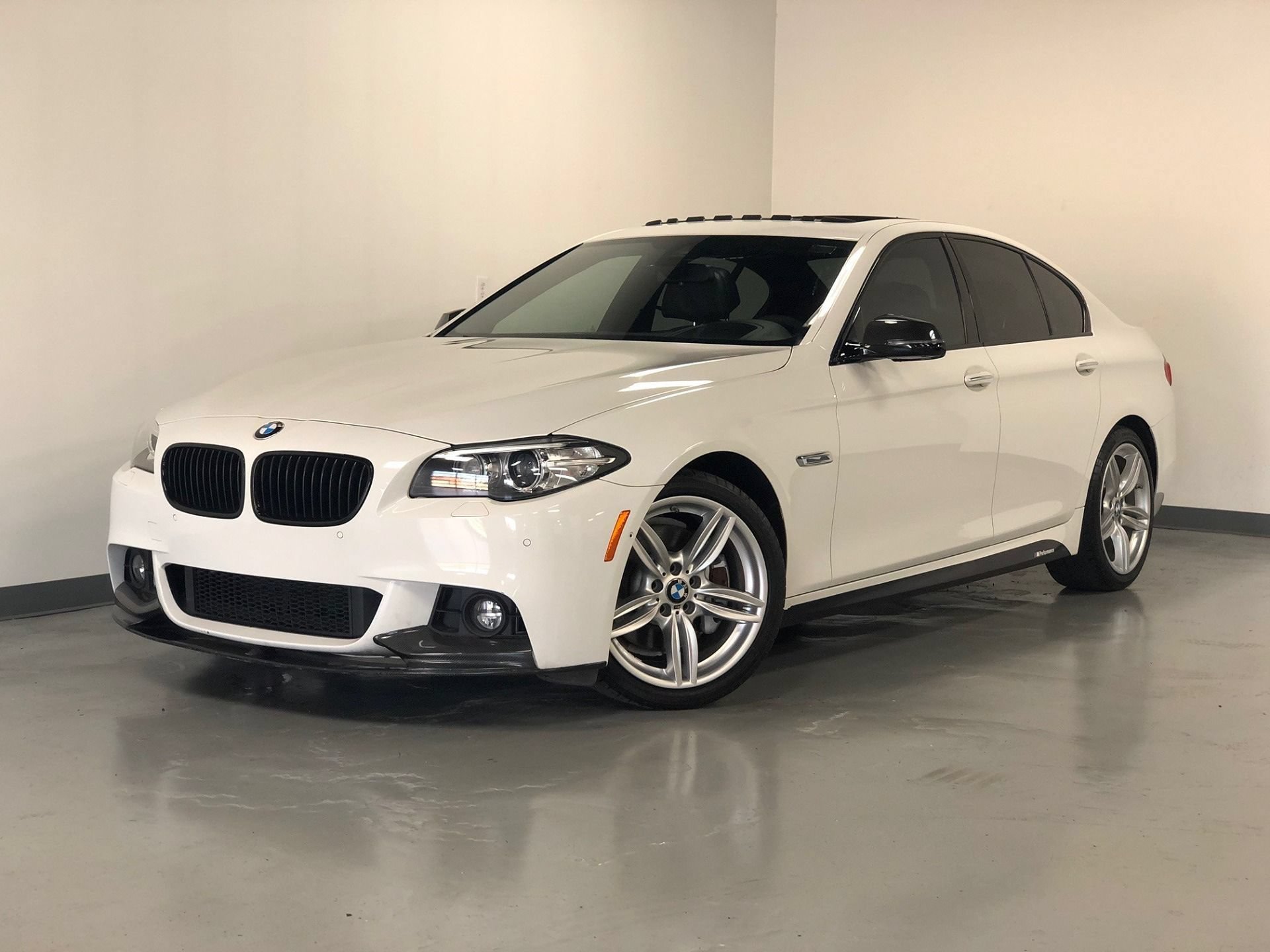 Used 2015 BMW 535i Sedan RWD image 1