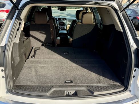 Used 2016 GMC Acadia SLT w/ Open Road Package image 8