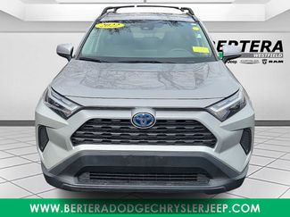 Used 2022 Toyota RAV4 XLE video 2